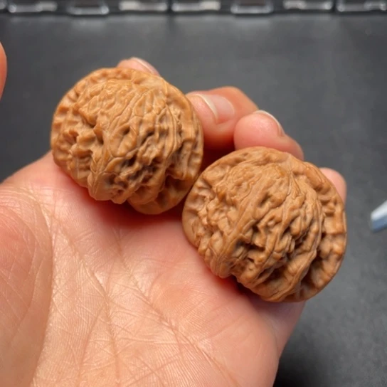 【闪购商品】把件文玩核桃白狮子………