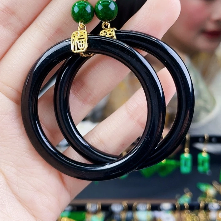 翡翠耳饰未镶嵌饰品