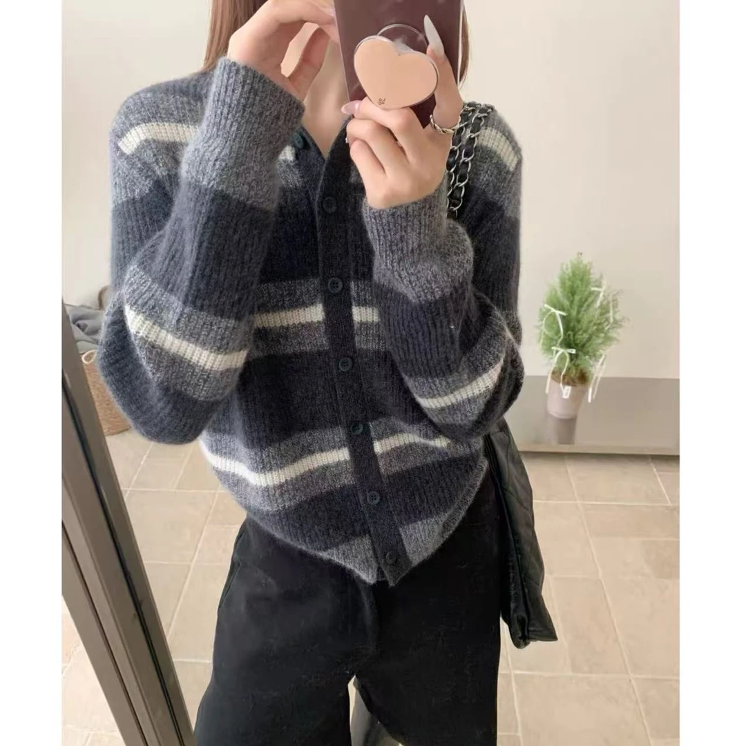 【暖灰调】气质翻领条纹针织开衫女秋冬复古毛衣外套2652