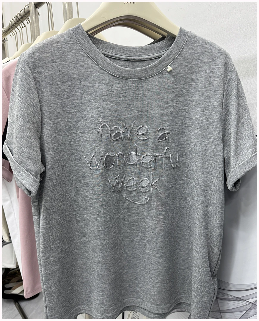 简伊精选 夏季新款欧货重工刺绣时尚休闲圆领短袖T恤