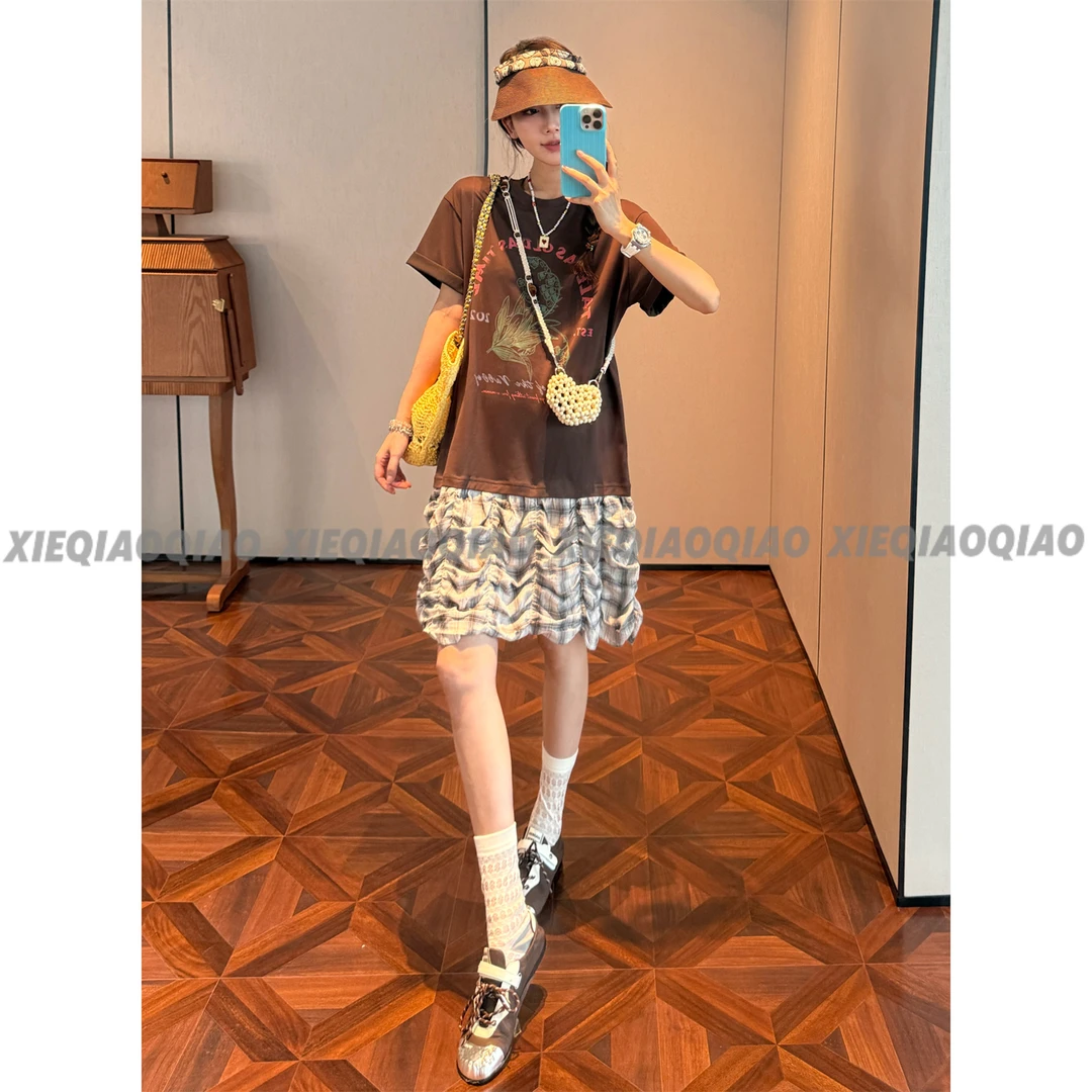 谢荞荞「艺展缪斯」夏季拼接格子字母印花宽松圆领短袖T恤连衣裙