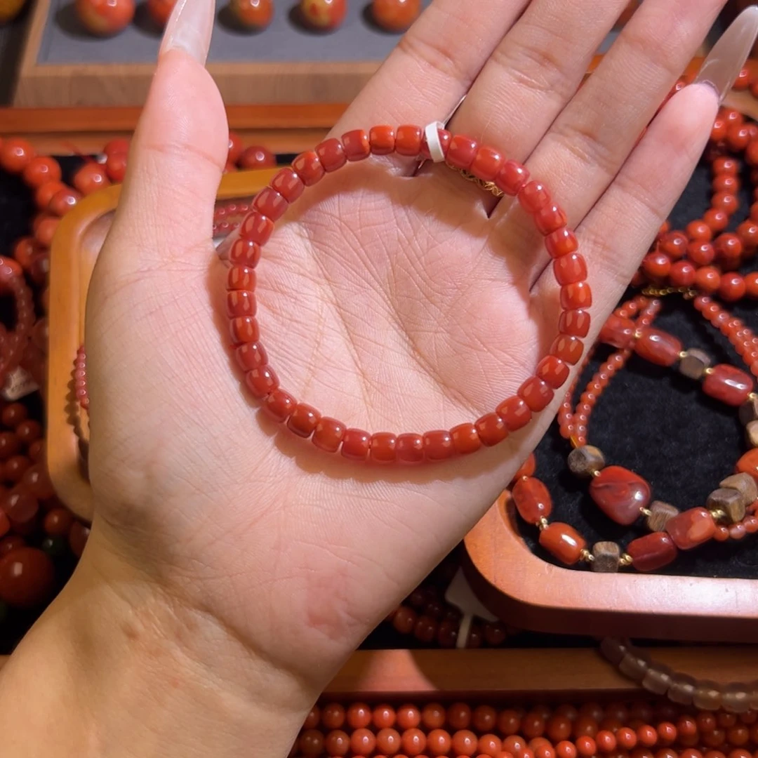 南红玛瑙手串未镶嵌5mm