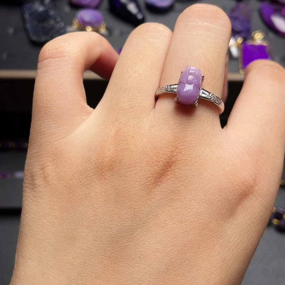 银S925镶嵌苏纪石（舒俱来）戒指