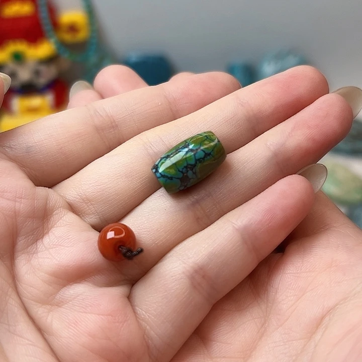 颈饰未镶嵌南红玛瑙