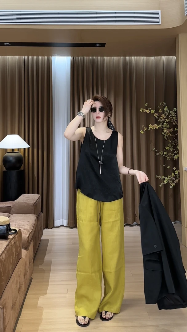 月月不吃鱼2025春夏小众设计极简宽松显瘦百搭醋酸背心 2503C1511