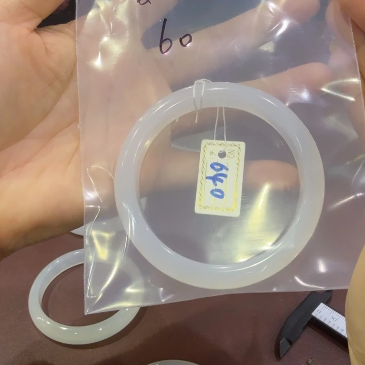 爱***肥未镶嵌手链和田玉