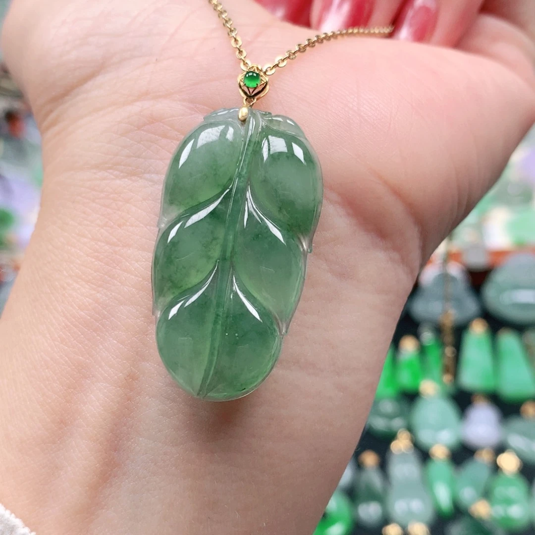 吊坠(不含链)18K金镶嵌翡翠