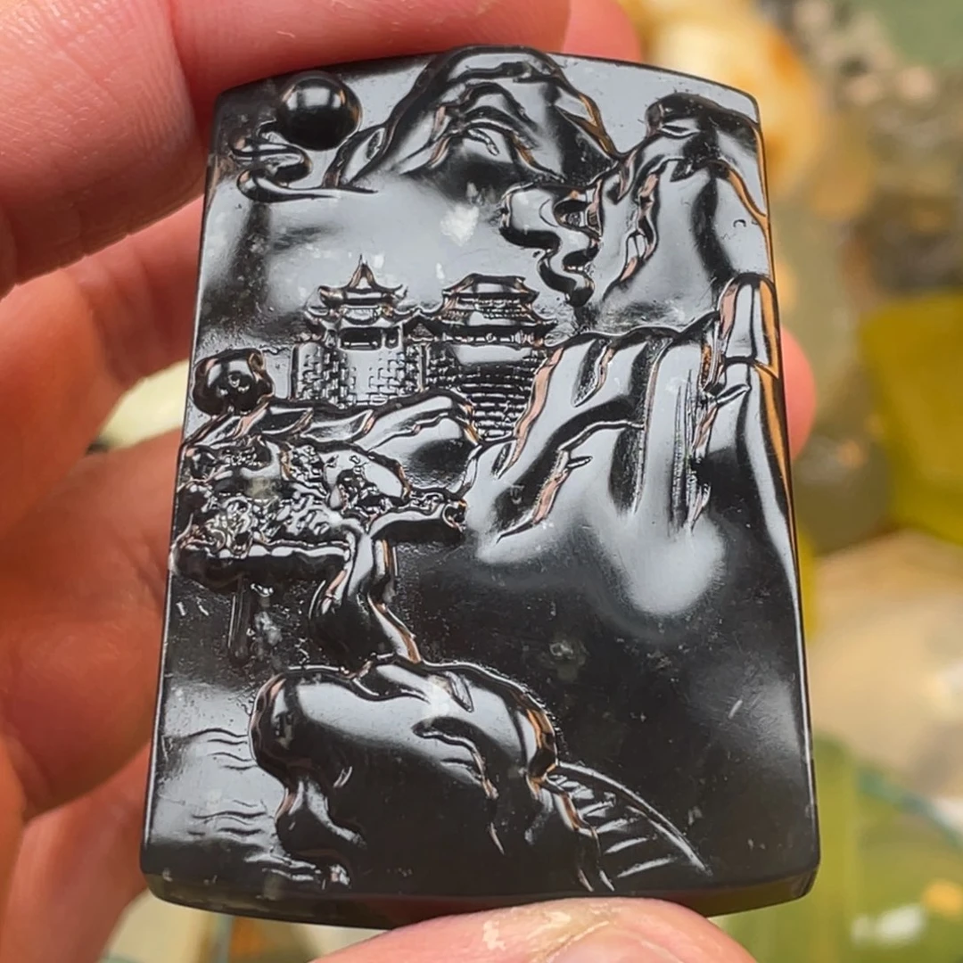 蛇纹石玉未镶嵌颈饰