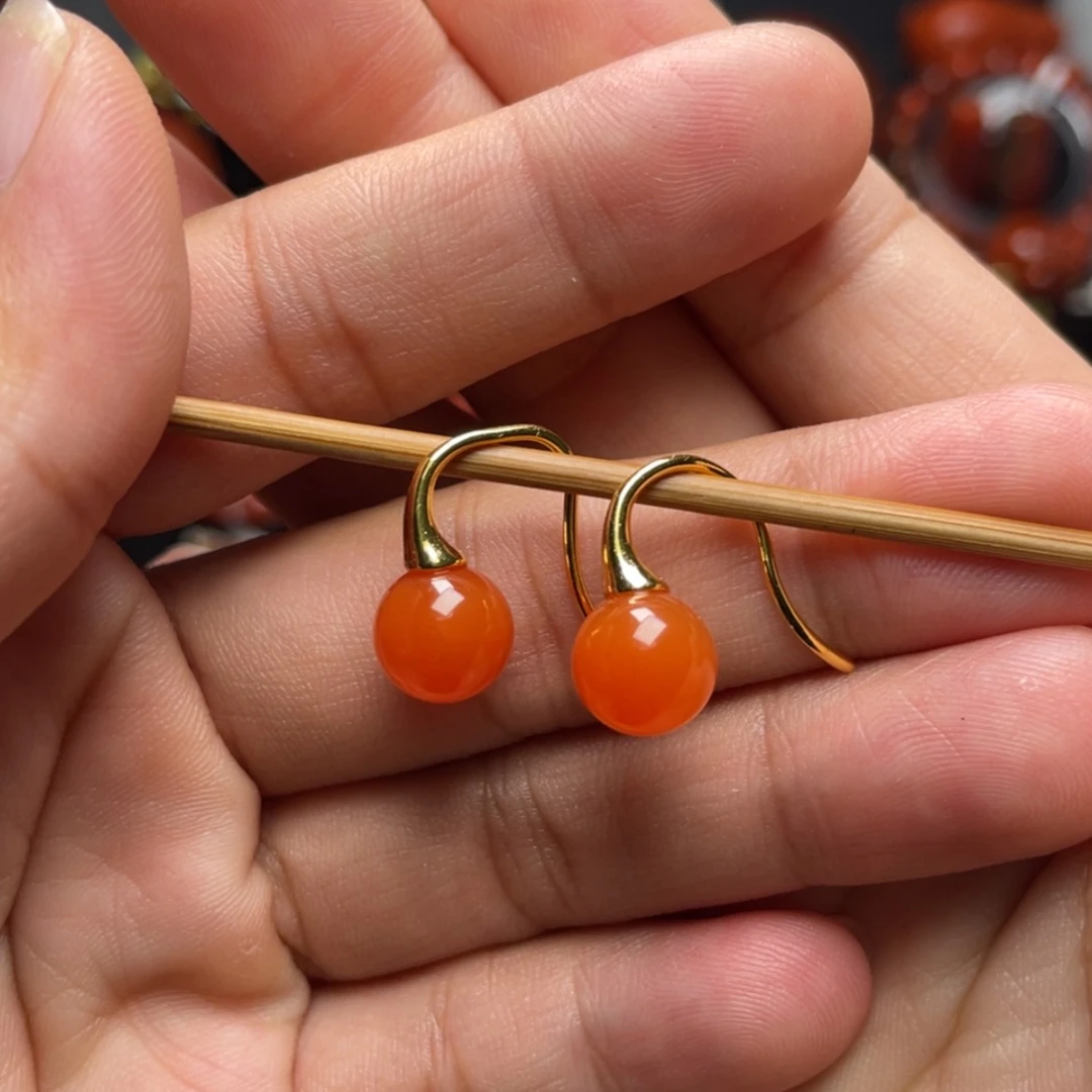 【闪购商品】银S925镶嵌保山冰红耳勾南红玛瑙
