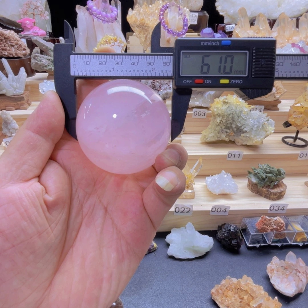 石材天然粉水晶球造景创意