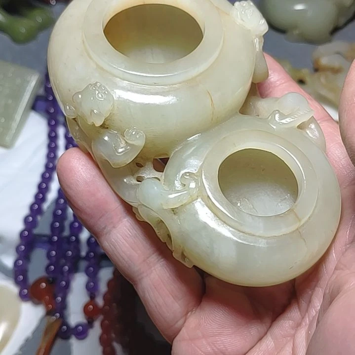 和田玉颈饰未镶嵌来***天