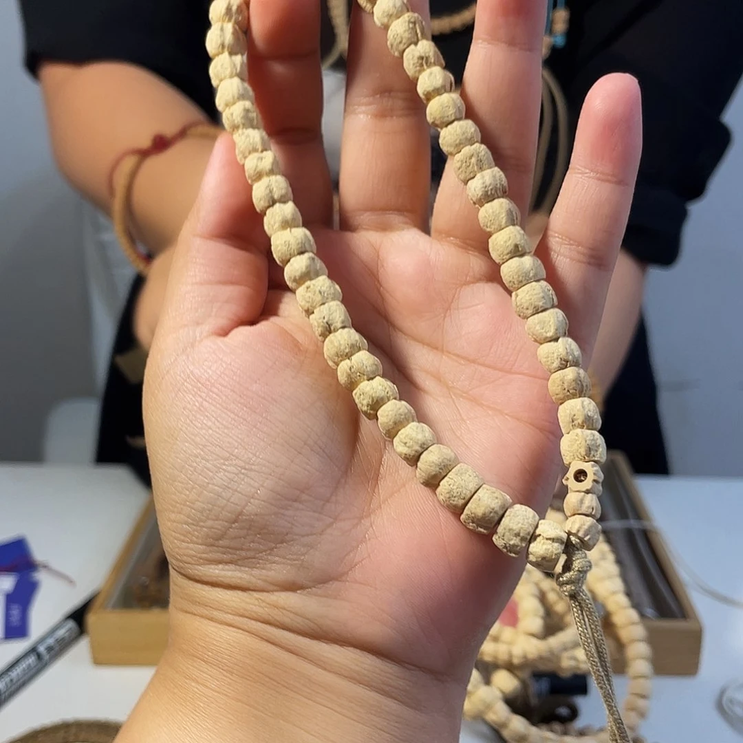 柏香籽/百香籽吊坠