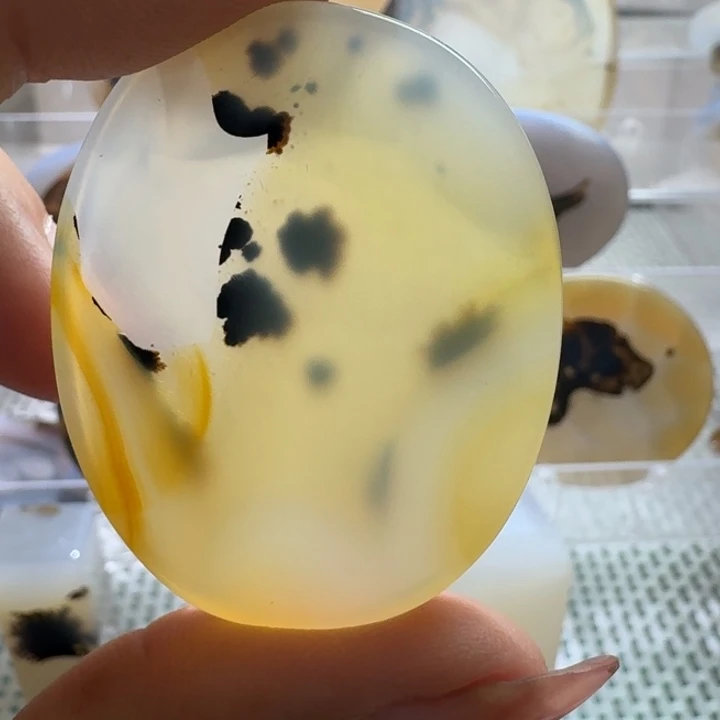 玛瑙/玉髓未镶嵌项链