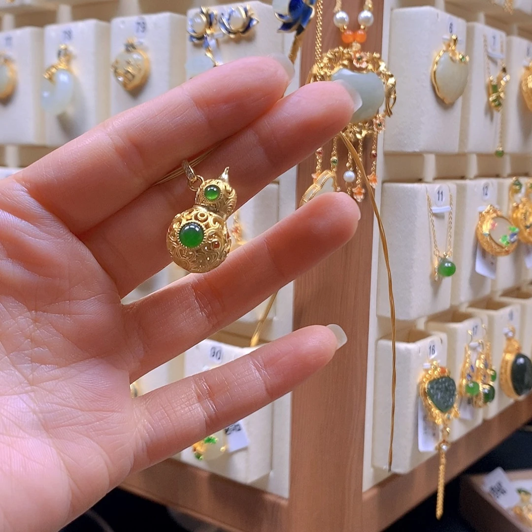 和田玉银S925镶嵌颈饰