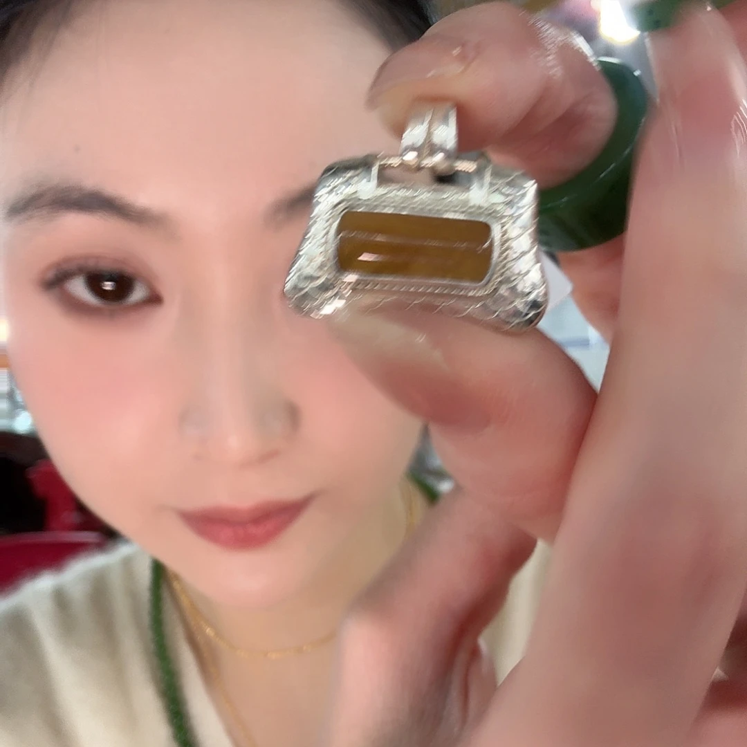 和田玉（糖玉）银S925镶嵌手链