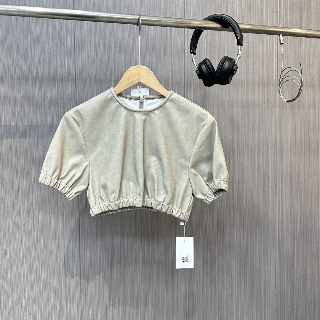 韩版短款褶皱松紧腰下摆短款皮T恤B-08069