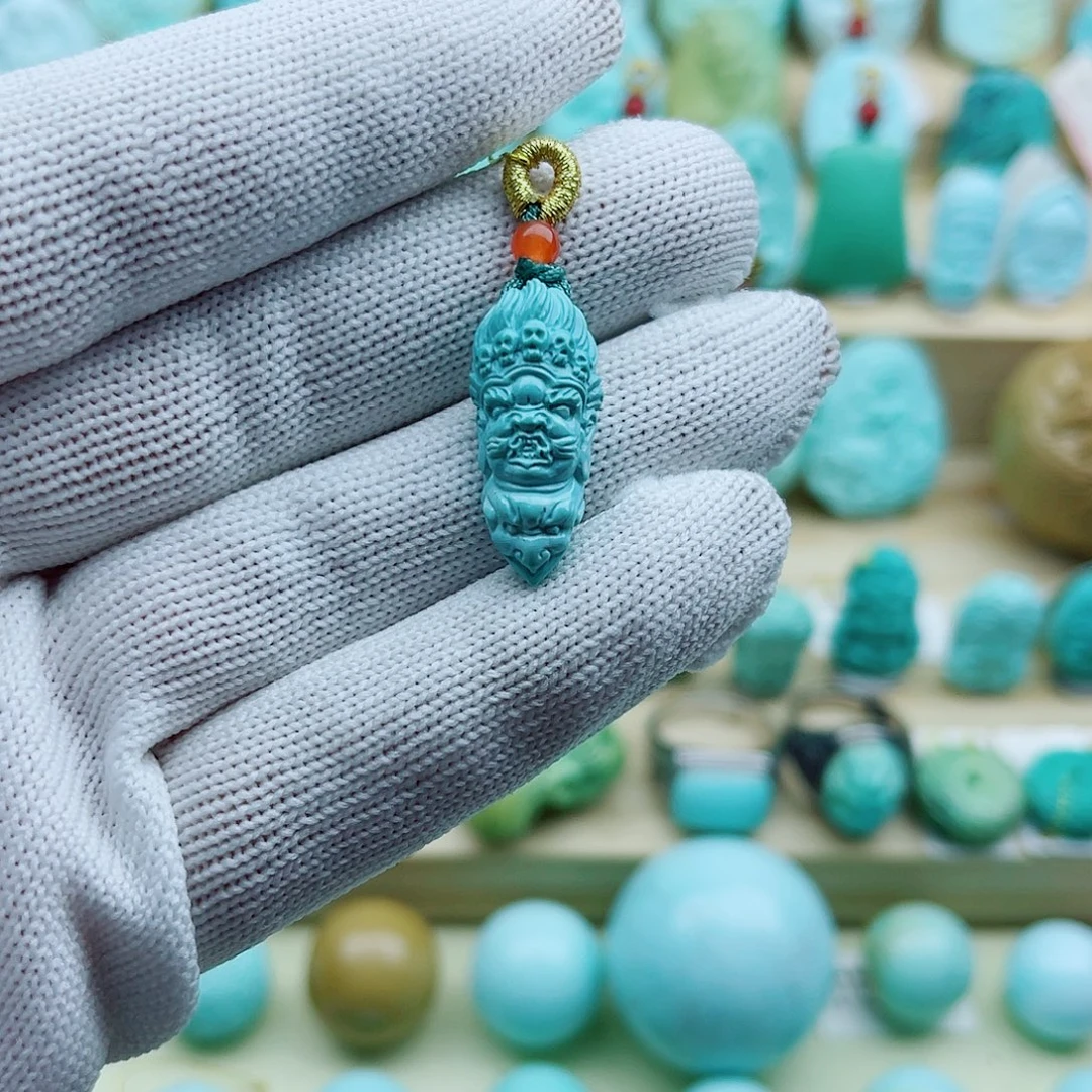 绿松石未镶嵌珠宝奇石