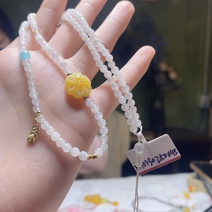 蜜蜡未镶嵌裸石项链