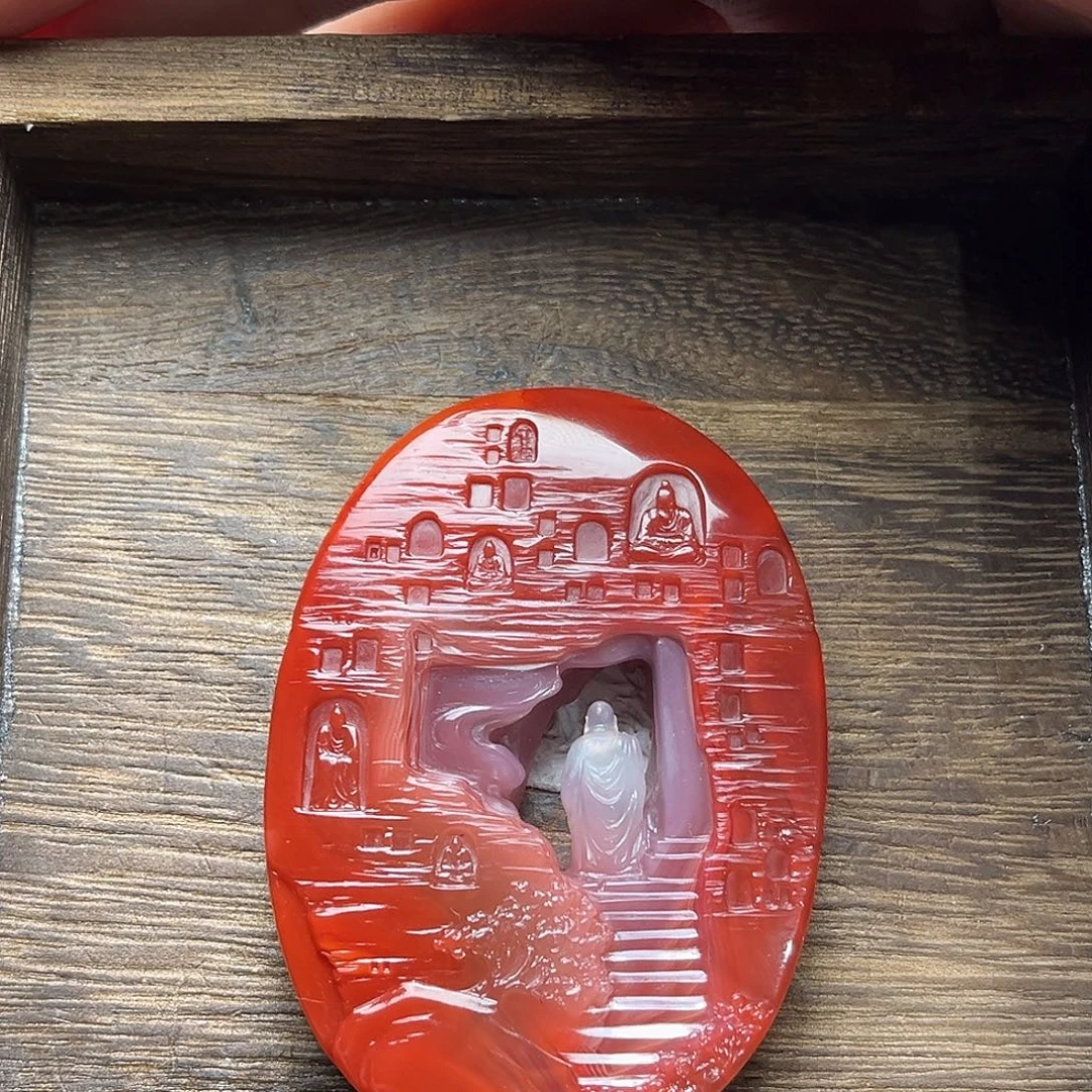 余***贵颈饰未镶嵌南红玛瑙