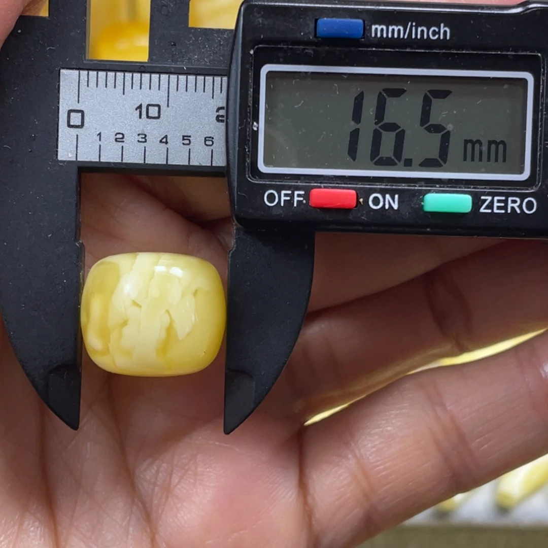 【闪购商品】裸石蜜蜡未镶嵌✨****19杂