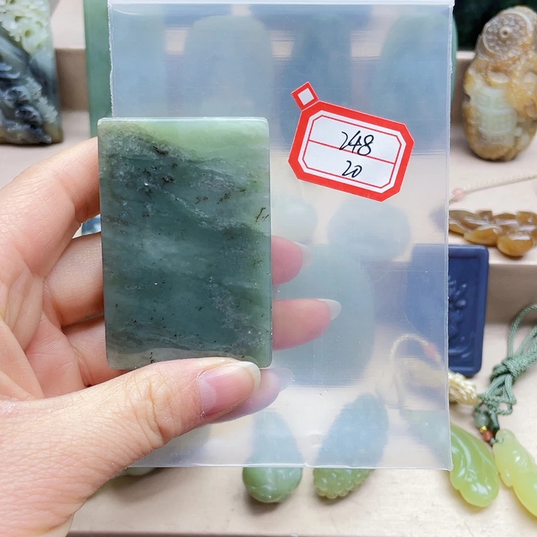 未镶嵌和田玉挂件