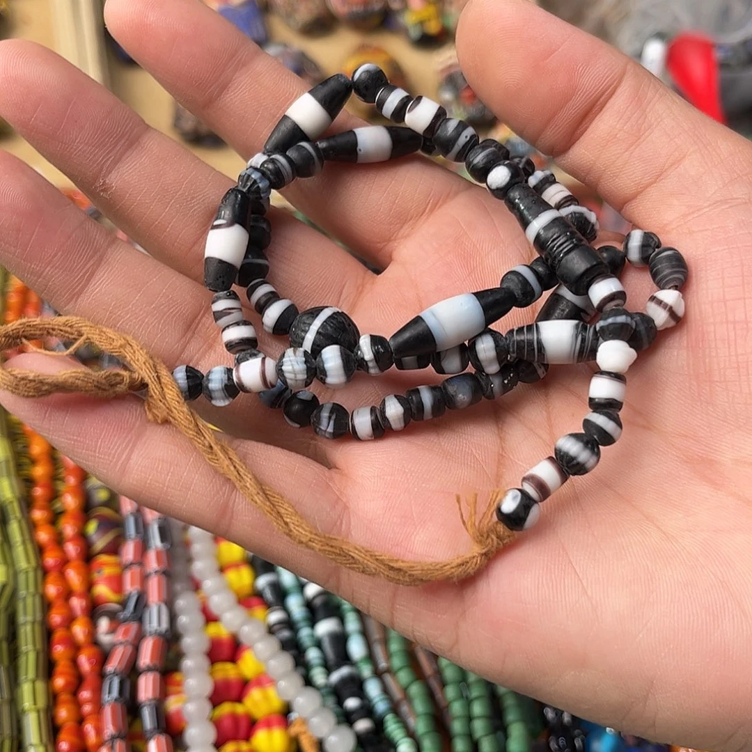 琉璃非金属黑白多宝