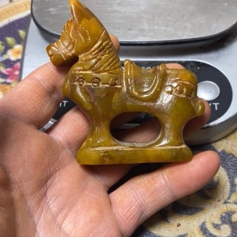 q w er t y ui o p