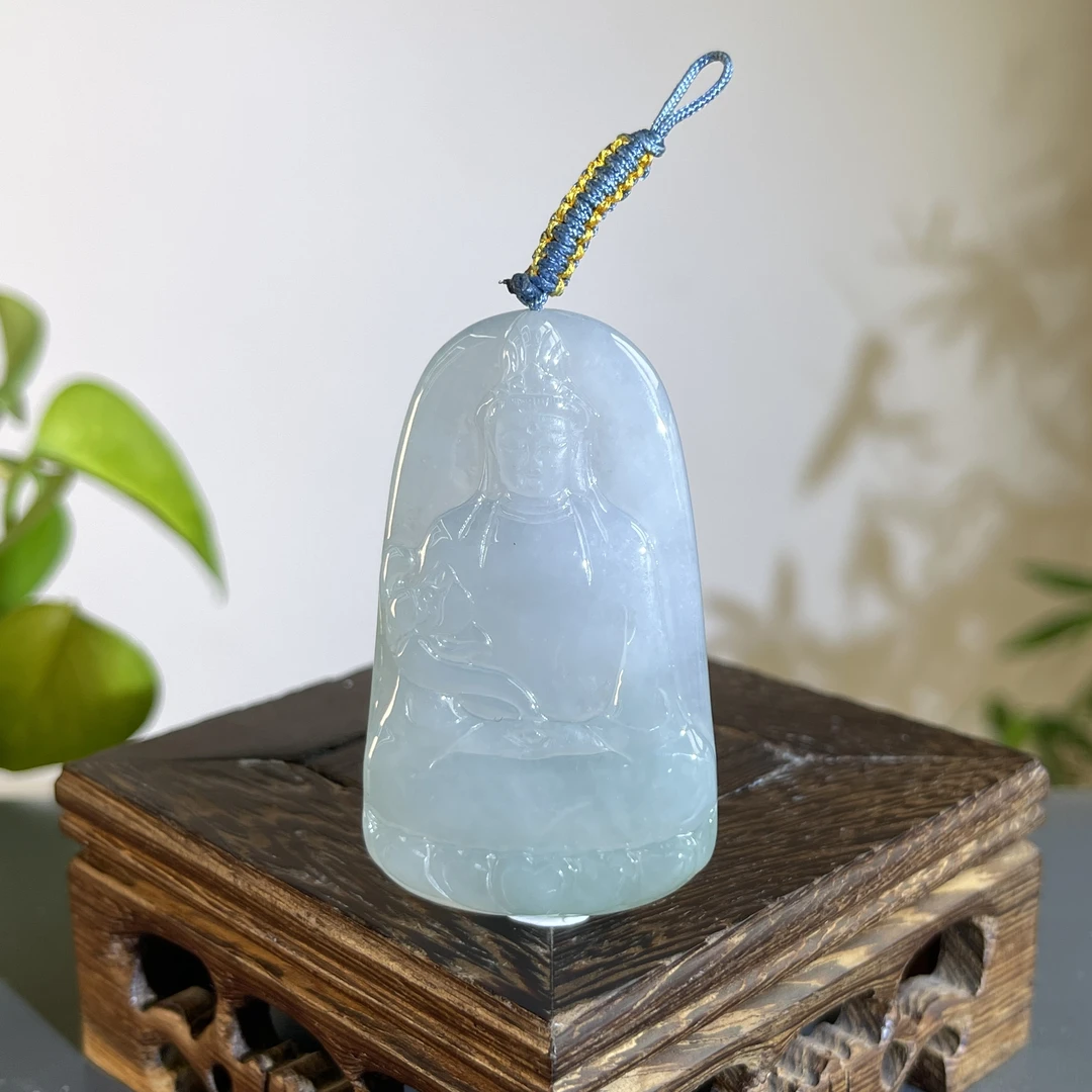 JCB24-232   天然缅甸A货翡翠   持莲观音