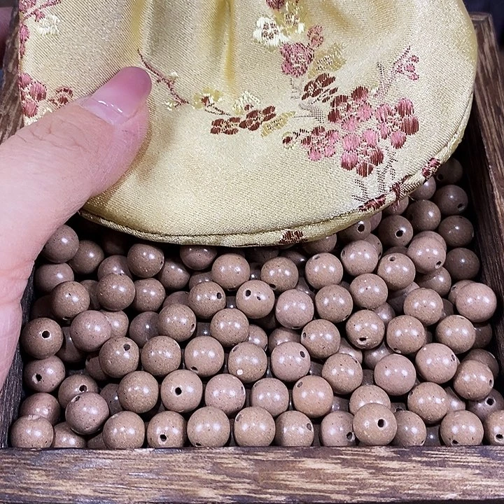 【白龙涎】0.8拍到手108颗打底微瑕