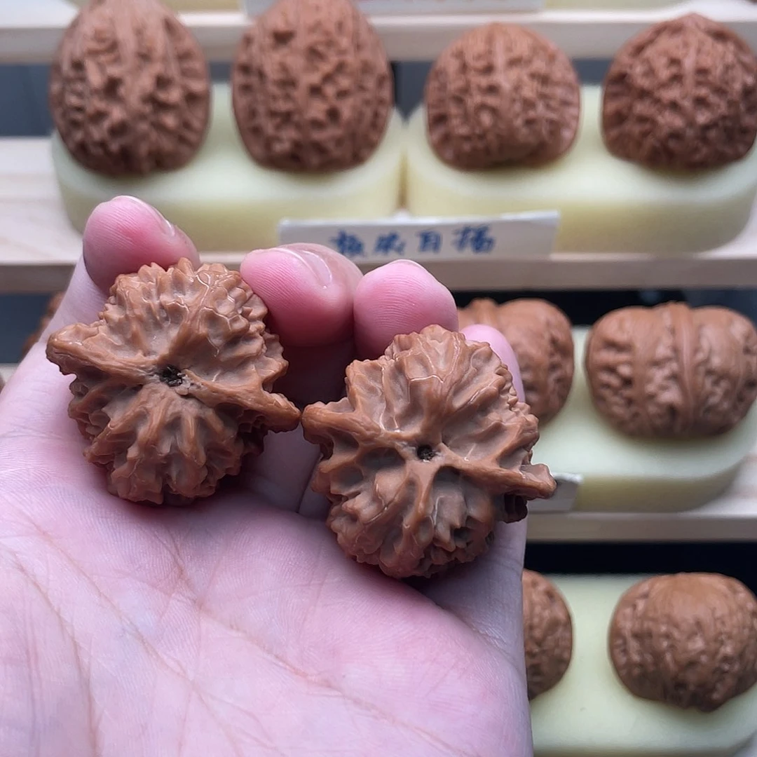 吊坠文玩核桃?****生苹果园38