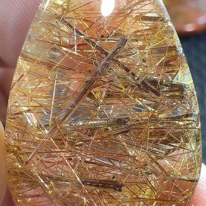 未镶嵌颈饰水晶爱**价