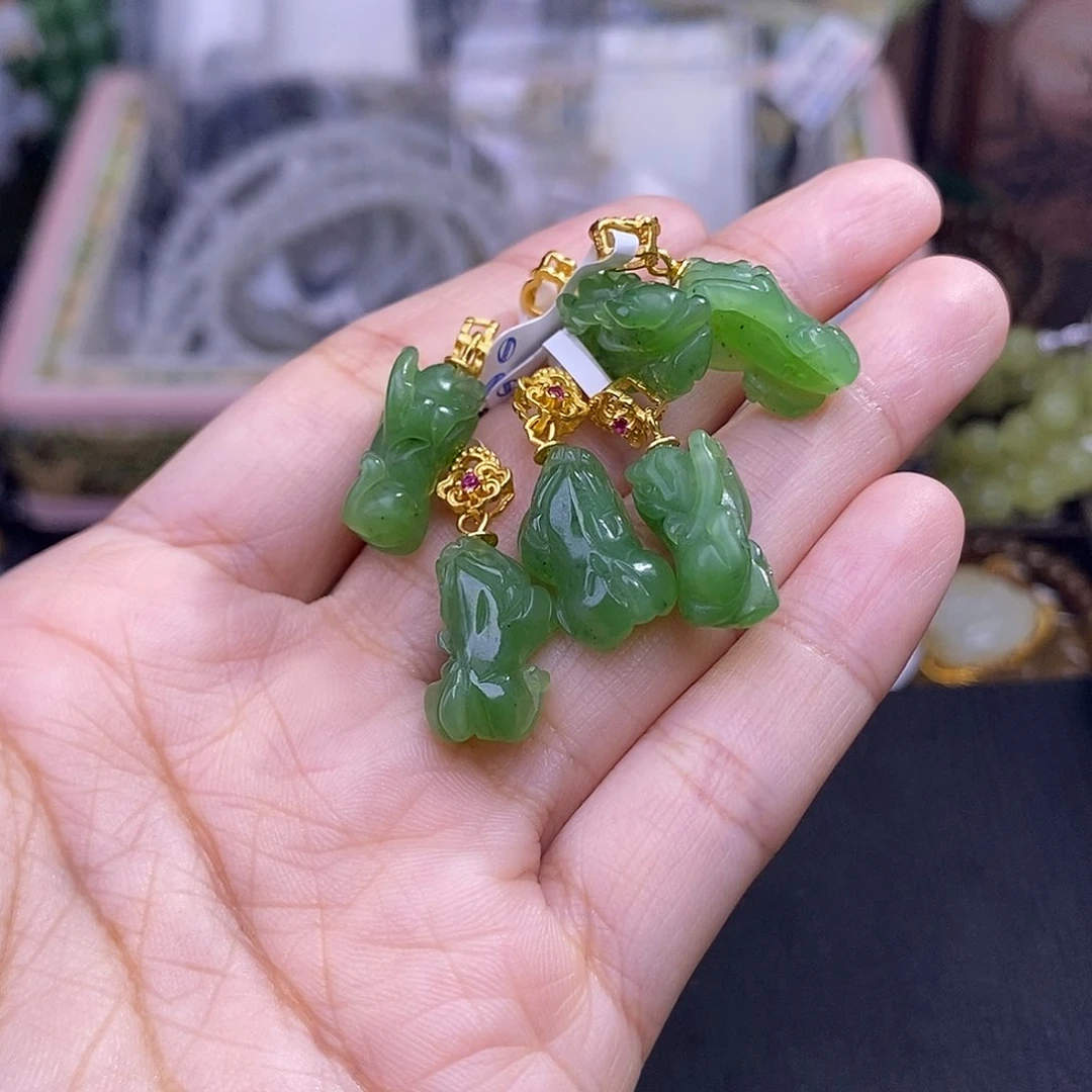 和田玉未镶嵌颈饰多样性发一 925.银碧玉貔貅苹果绿
