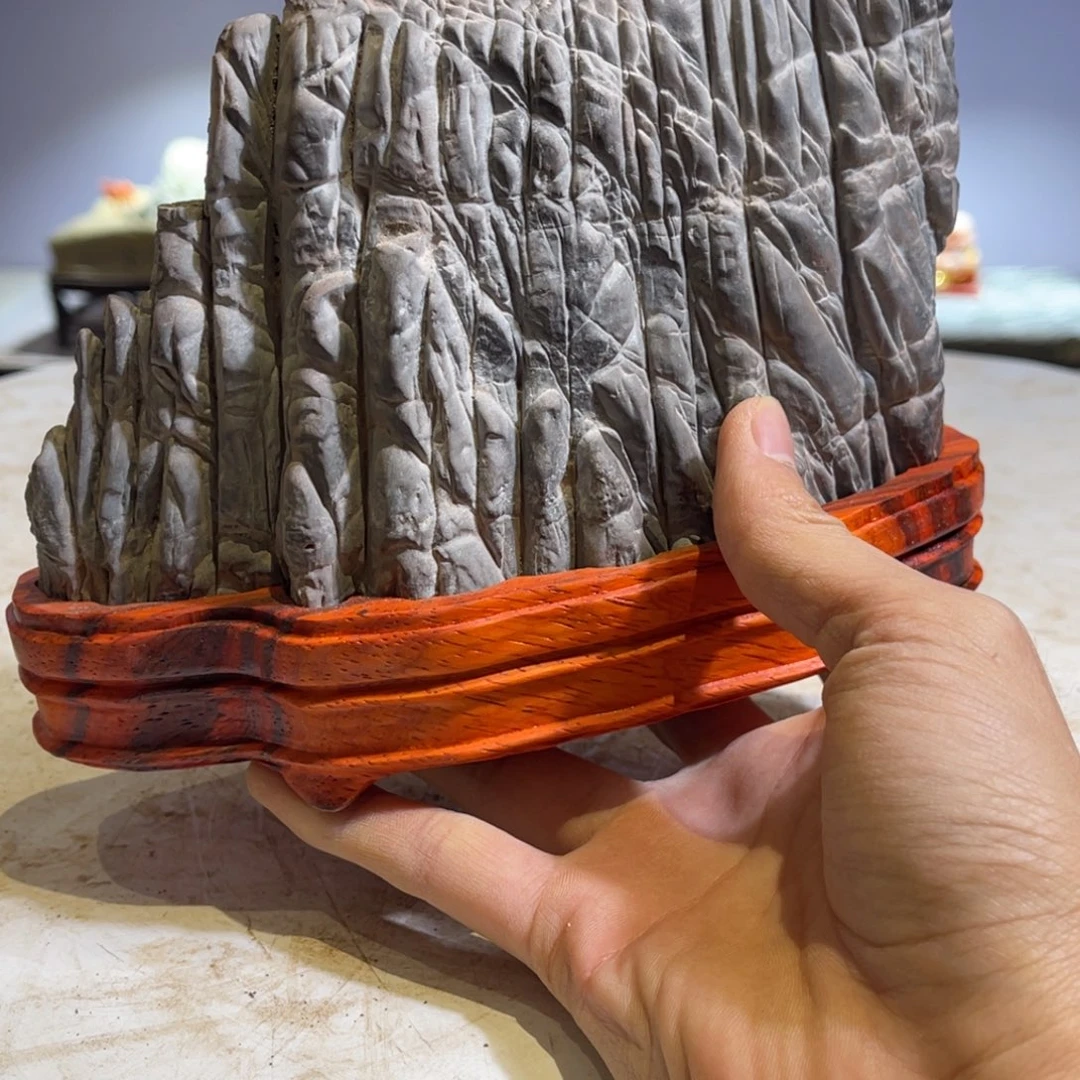 洪***虹石材灵璧石桥村的村民委员会