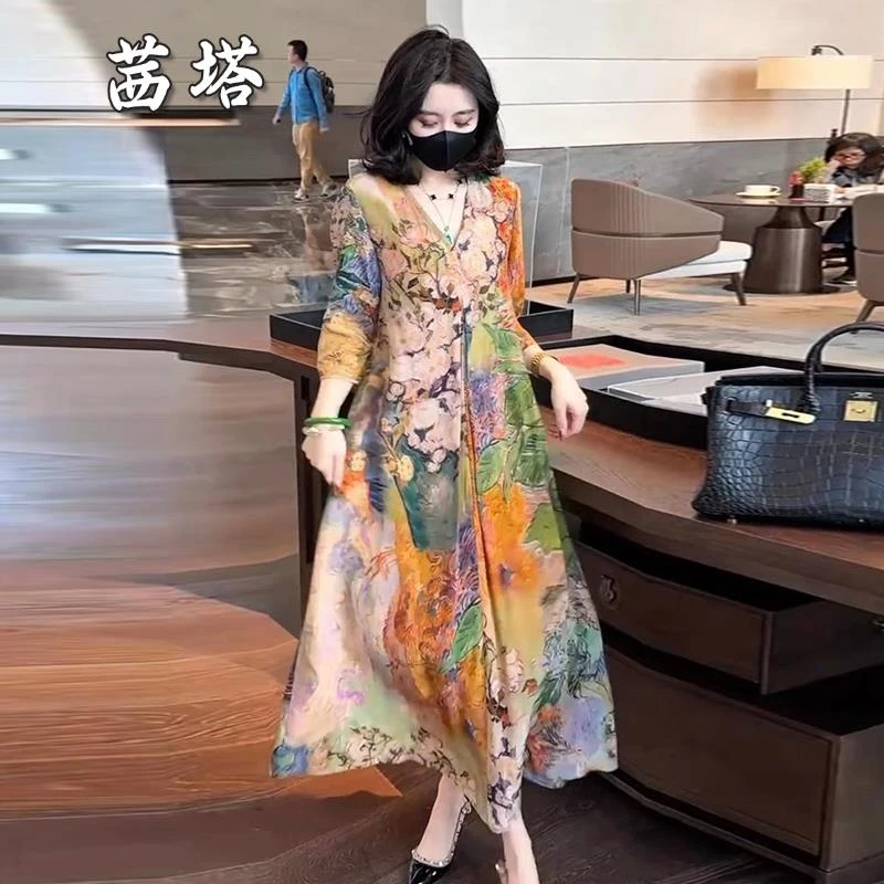 2025春夏新款法式印花宽松遮肉显瘦过膝长裙高级感海边度假连衣裙