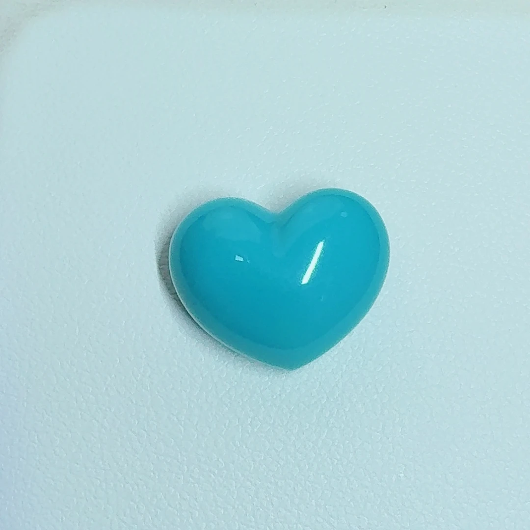 绿松石未镶嵌珠宝奇石玉化料饱满屁桃