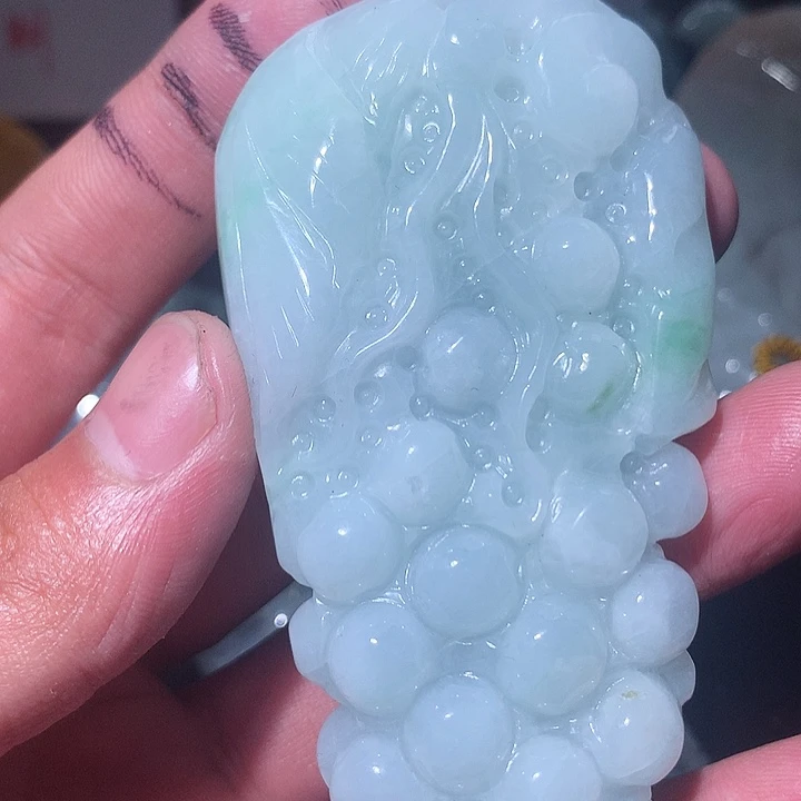 翡翠未镶嵌颈饰保真天然a货翡翠