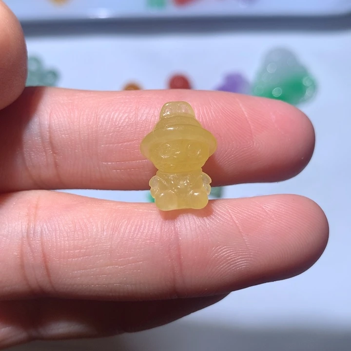 翡翠未镶嵌颈饰挂件