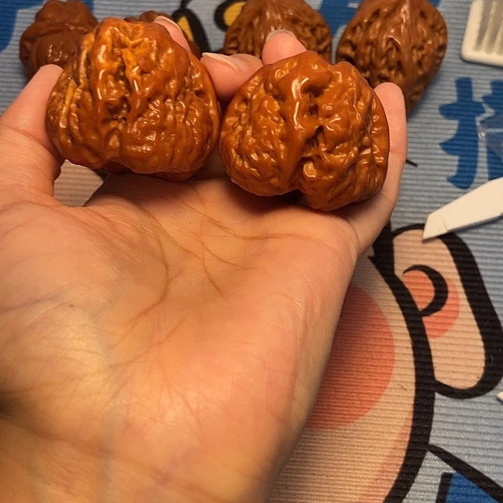 吊坠文玩核桃有黄的蛤麻