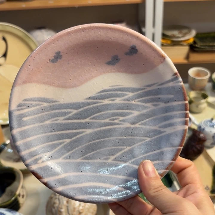 陶盘子里的肉都是我的