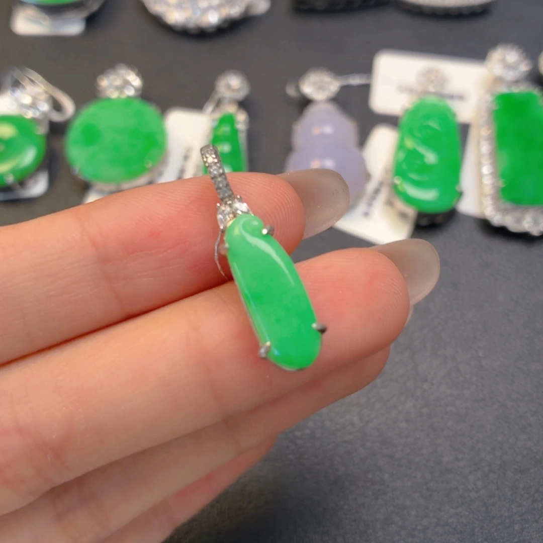 翡翠银S925镶嵌颈饰万能扣