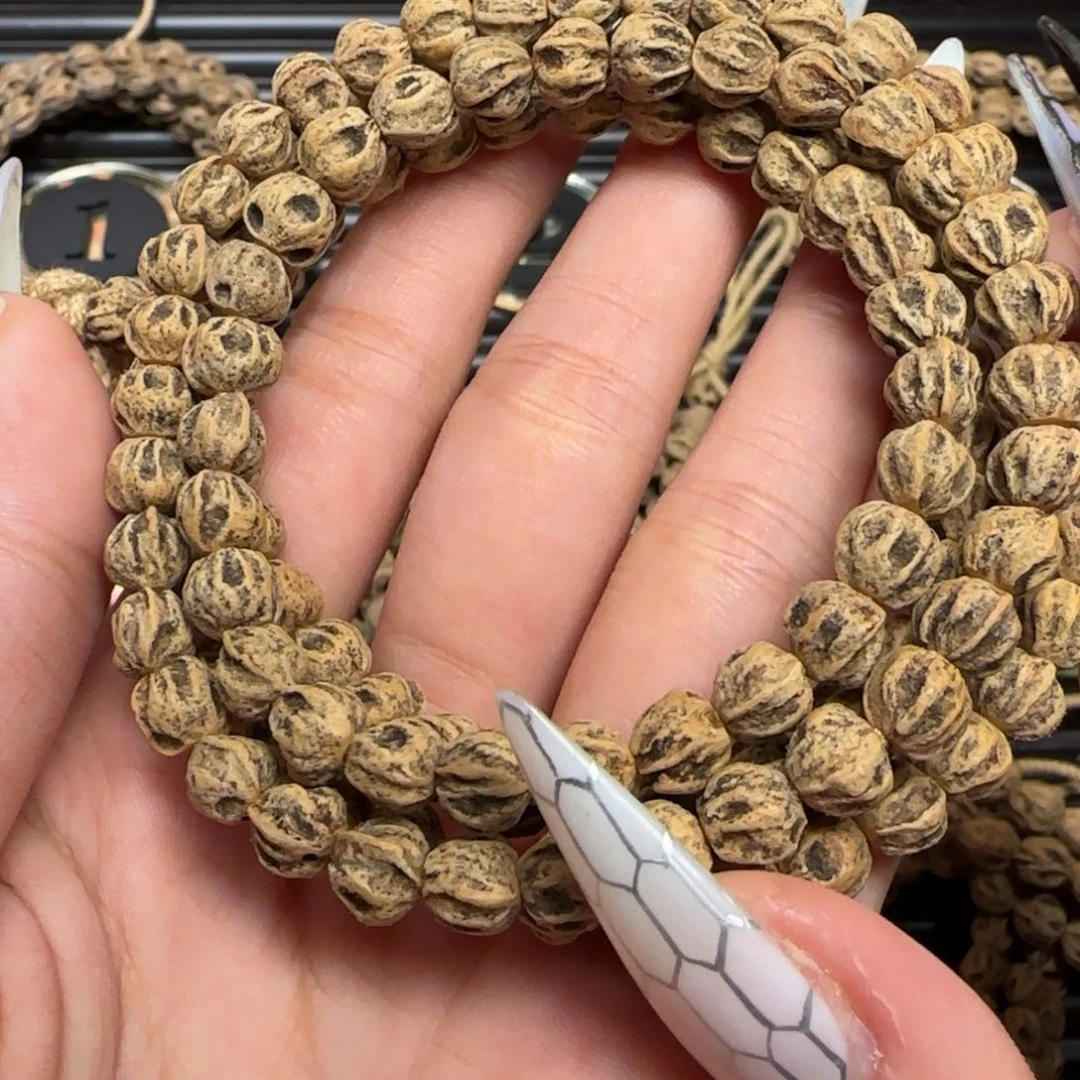 用***6吊坠柏香籽/百香籽