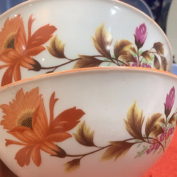 碗春**面景德镇市东风瓷厂生产的碗