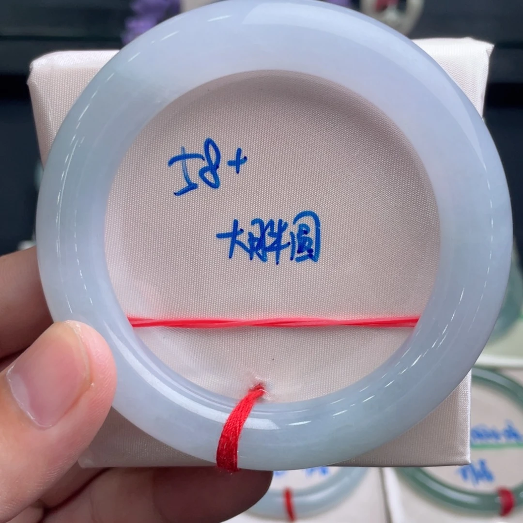 未镶嵌手镯翡翠翡翠手镯