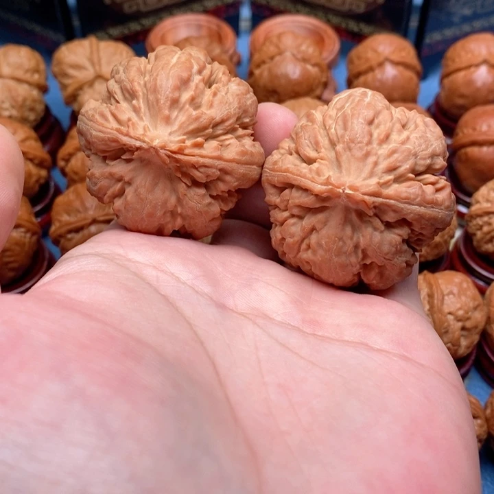 文玩核桃把件霸王龙