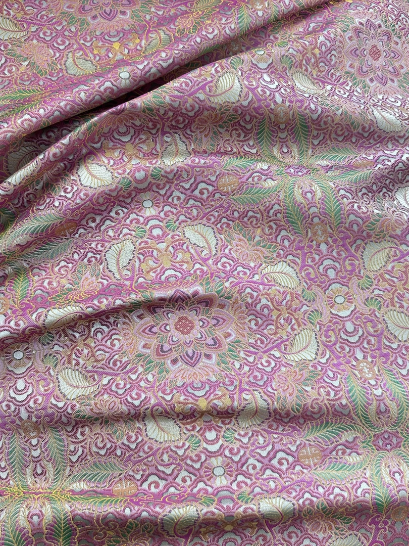 彩麟宝相花纹锦  140门幅织金款宋锦面料