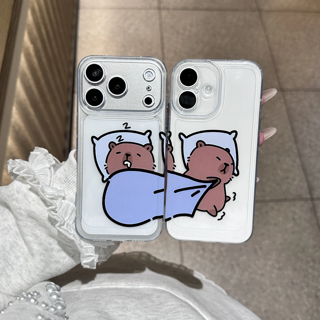 卡通扯被子卡皮巴拉情侣手机壳适用苹果17p太空壳16pro小米华为15