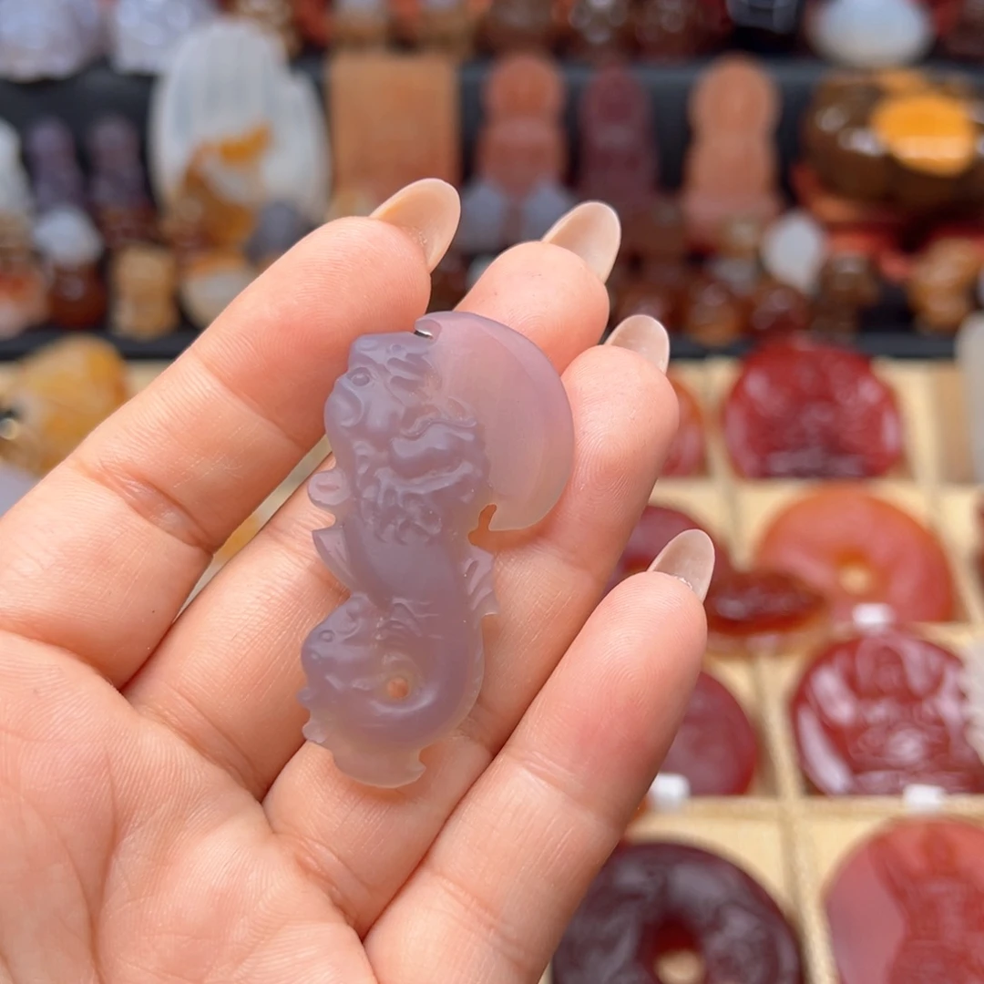 玛瑙/玉髓颈饰未镶嵌