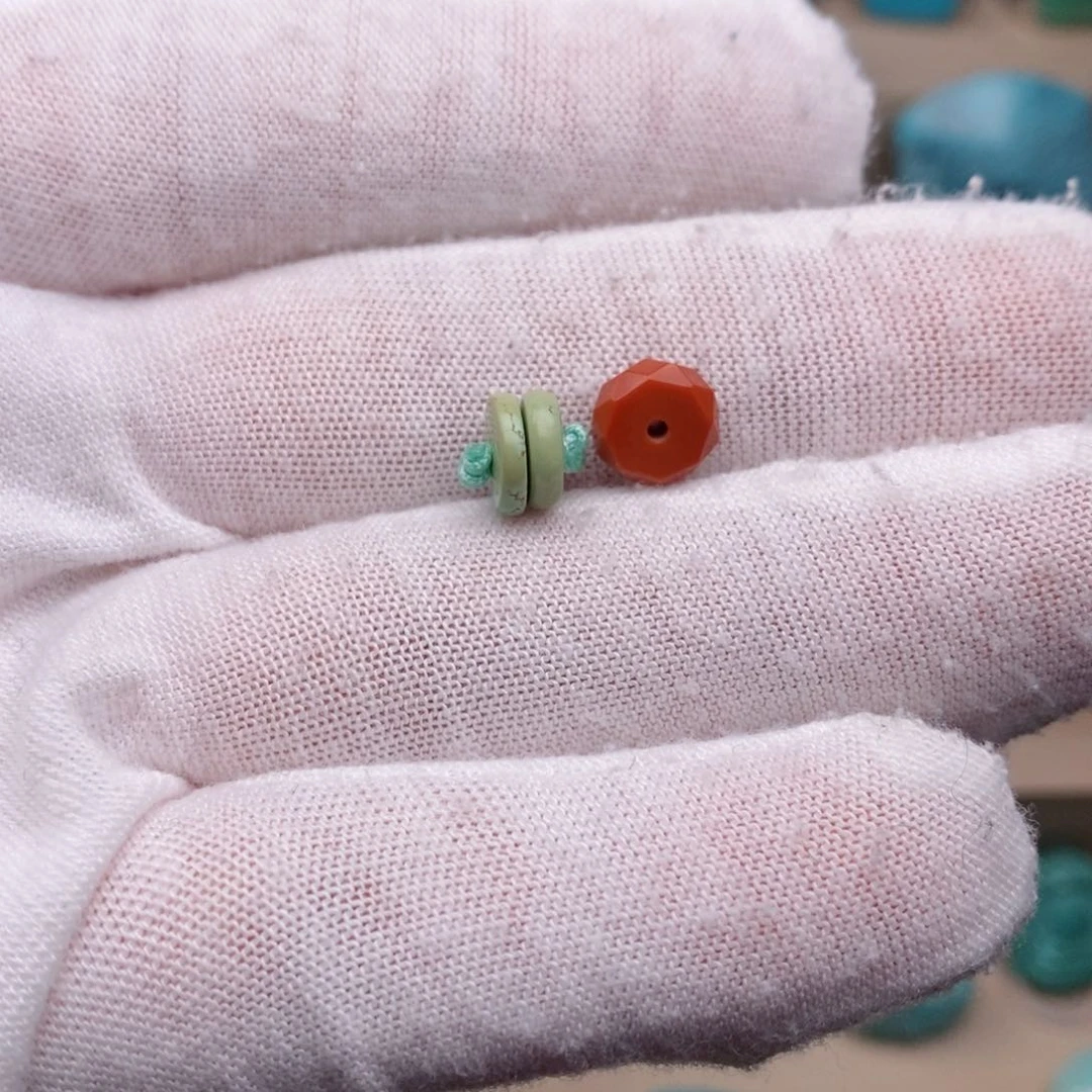 南红玛瑙挂件未镶嵌