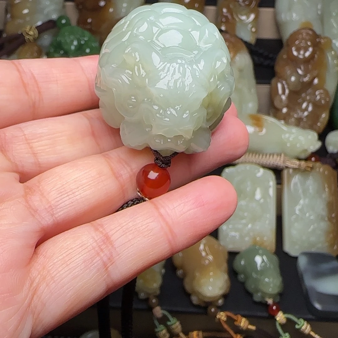 颈饰未镶嵌和田玉