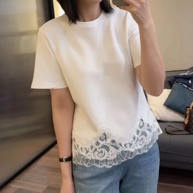 2025春季新款欧货设计感蕾丝拼接百搭短袖T恤女显瘦镂空减龄上衣
